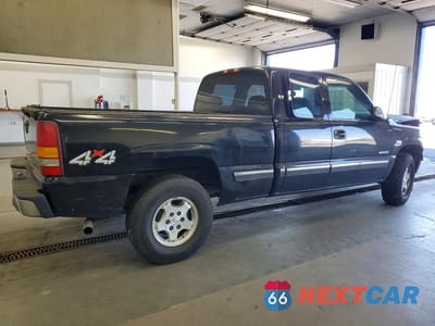 Trzecie zdjęcie samochodu z tyłu: 2000 CHEVROLET SILVERADO K1500 VIN:1GCEK19V2YE253971 - miniatura