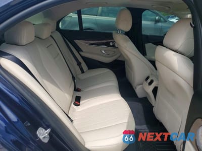 Zdjęcie 10 z 12 samochodu: 2017 MERCEDES-BENZ E 300 4MATIC VIN:WDDZF4KB2HA174613 - miniatura