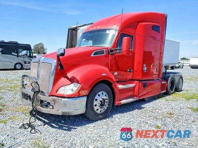 Drugie zdjęcie samochodu z przodu: 2019 KENWORTH T680 SEMI TRUCK VIN:1XKYDP9XXKJ295545 - miniatura