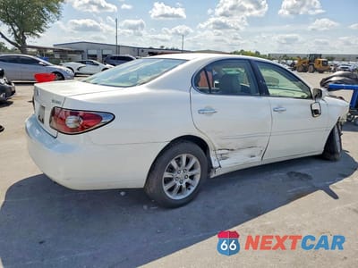 Trzecie zdjęcie samochodu z tyłu: 2004 LEXUS ES 330 VIN:JTHBA30G945006004 - miniatura