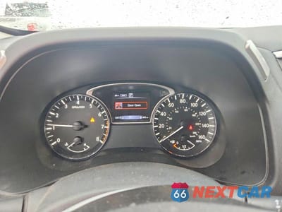 Zdjęcie 9 z 13 samochodu: 2018 NISSAN PATHFINDER S VIN:5N1DR2MM5JC613629 - miniatura