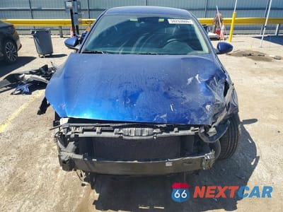 Piąte zdjęcie samochodu w środku: 2020 KIA FORTE LXS VIN:3KPF24AD0LE177737 - miniatura