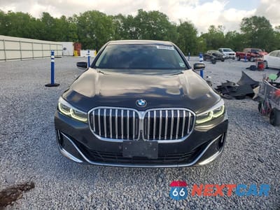 Piąte zdjęcie samochodu w środku: 2022 BMW 740 I VIN:WBA7T2C00NCH54907 - miniatura