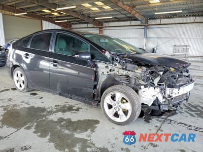 Czwarte zdjęcie samochodu z boku: 2010 TOYOTA PRIUS V VIN:JTDKN3DU9A0223390 - miniatura