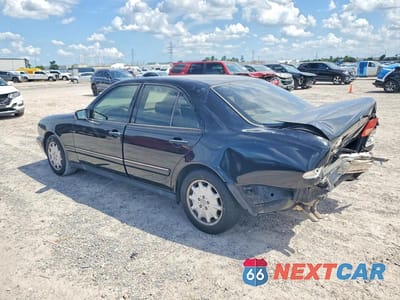 Drugie zdjęcie samochodu z przodu: 1999 MERCEDES-BENZ E 320 VIN:WDBJF65H4XA896858 - miniatura