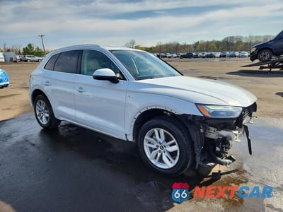 Czwarte zdjęcie samochodu z boku: 2022 AUDI Q5 PREMIUM 45 VIN:WA1GAAFY2N2002160 - miniatura