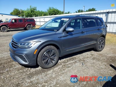 2024 VOLKSWAGEN TIGUAN WOLFSBURG 3VVAB7AX7RM217978 - główne zdjęcie licytacji z USA - miniatura