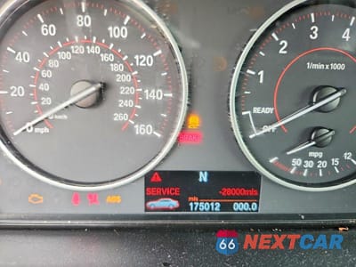 Zdjęcie 9 z 12 samochodu: 2013 BMW 328 I VIN:WBA3A5C50DF601522 - miniatura