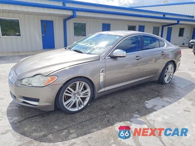 2009 JAGUAR XF PREMIUM LUXURY SAJWA06B59HR40620 - główne zdjęcie licytacji z USA - miniatura