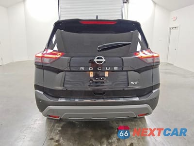Zdjęcie 6 z 12 samochodu: 2023 NISSAN ROGUE SV VIN:5N1BT3BA7PC879234 - miniatura