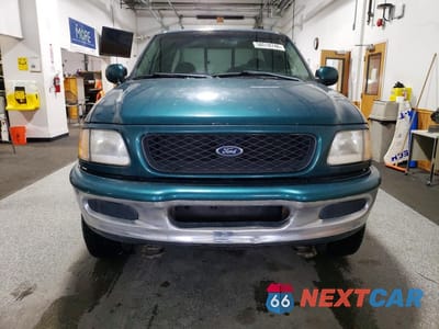 Piąte zdjęcie samochodu w środku: 1998 FORD F250 VIN:1FTPX28L9WKA60473 - miniatura