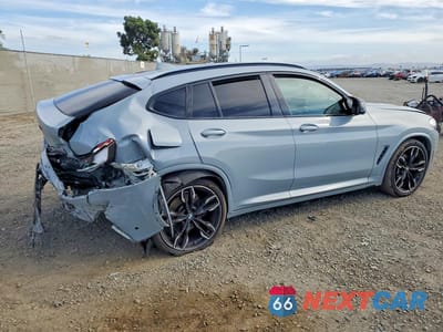 Trzecie zdjęcie samochodu z tyłu: 2022 BMW X4 M40I VIN:5UX43DT06N9K62800 - miniatura