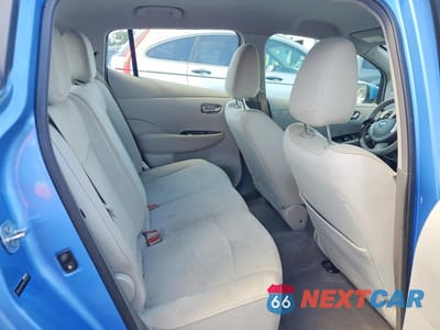 Zdjęcie 10 z 12 samochodu: 2011 NISSAN LEAF SV VIN:JN1AZ0CP5BT000910 - miniatura