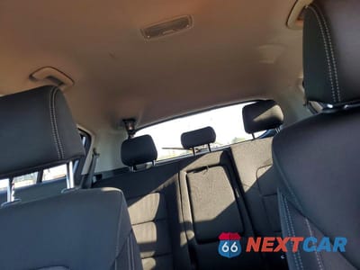 Zdjęcie 10 z 13 samochodu: 2020 KIA SPORTAGE LX VIN:KNDPM3AC7L7634835 - miniatura