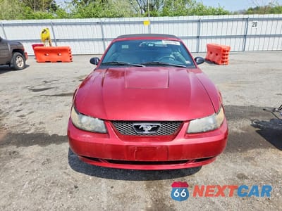 Piąte zdjęcie samochodu w środku: 2004 FORD MUSTANG VIN:1FAFP44404F102515 - miniatura