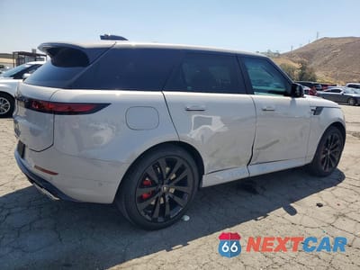Trzecie zdjęcie samochodu z tyłu: 2025 LAND ROVER RANGE ROVER SPORT DYNAMIC SE VIN:SAL1L9E99SA461257 - miniatura