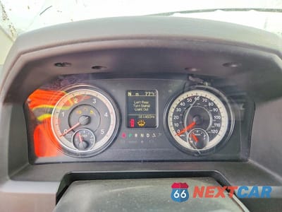 Zdjęcie 9 z 12 samochodu: 2018 RAM 2500 SLT VIN:3C6UR5DLXJG277641 - miniatura