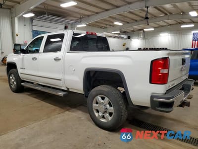 Drugie zdjęcie samochodu z przodu: 2017 GMC SIERRA K2500 SLT VIN:1GT12TEG6HF174458 - miniatura