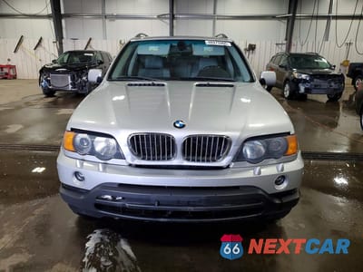 Piąte zdjęcie samochodu w środku: 2000 BMW X5 4.4I VIN:WBAFB3359YLH04768 - miniatura