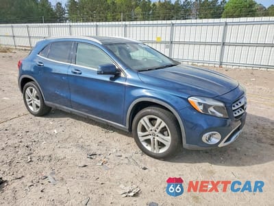 Czwarte zdjęcie samochodu z boku: 2019 MERCEDES-BENZ GLA 250 4MATIC VIN:WDCTG4GB9KJ616214 - miniatura
