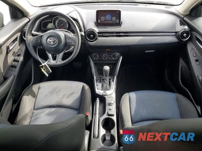 Zdjęcie 8 z 13 samochodu: 2017 TOYOTA YARIS IA BASE VIN:3MYDLBYV9HY156951 - miniatura