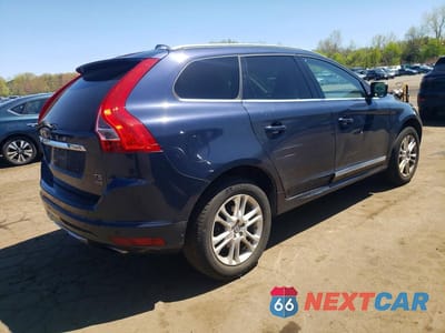 Trzecie zdjęcie samochodu z tyłu: 2015 VOLVO XC60 T5 PLATINUM VIN:YV4612RM2F2664870 - miniatura