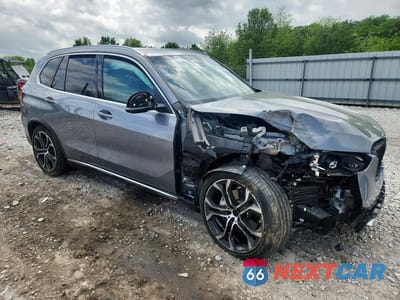 Czwarte zdjęcie samochodu z boku: 2024 BMW X5 XDRIVE40I VIN:5UX23EU02R9S16799 - miniatura
