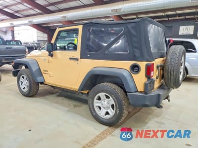 Drugie zdjęcie samochodu z przodu: 2013 JEEP WRANGLER SPORT VIN:1C4AJWAG7DL703647 - miniatura