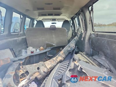 Zdjęcie 10 z 13 samochodu: 2015 CHEVROLET EXPRESS G2500 LT VIN:1GAWGRFF2F1106760 - miniatura