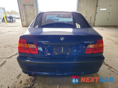 Zdjęcie 6 z 12 samochodu: 2005 BMW 325 I VIN:WBAEV33425KW17481 - miniatura