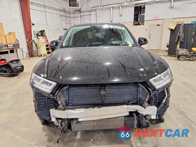 Piąte zdjęcie samochodu w środku: 2019 AUDI Q5 PRESTIGE VIN:WA1CNAFY6K2104513 - miniatura