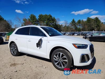 Czwarte zdjęcie samochodu z boku: 2023 AUDI Q5 PREMIUM PLUS 45 VIN:WA1EAAFY1P2143439 - miniatura