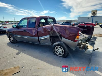 Drugie zdjęcie samochodu z przodu: 2000 CHEVROLET SILVERADO VIN:2GCEC19TXY1271891 - miniatura