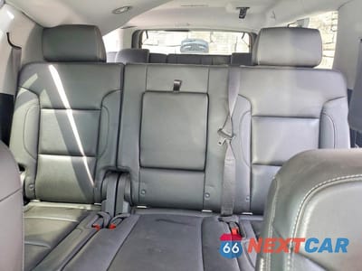Zdjęcie 10 z 13 samochodu: 2018 CHEVROLET SUBURBAN K1500 LT VIN:1GNSKHKC5JR242893 - miniatura