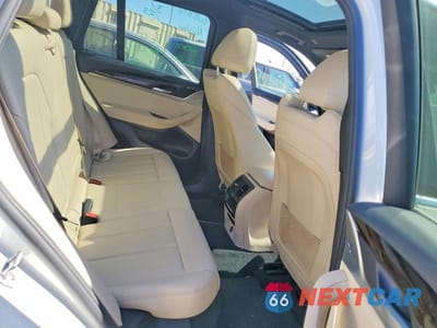 Zdjęcie 11 z 13 samochodu: 2019 BMW X3 XDRIVE30I VIN:5UXTR9C52KLE15466 - miniatura