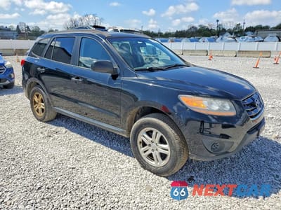 Czwarte zdjęcie samochodu z boku: 2010 HYUNDAI SANTA FE GLS VIN:5NMSG3AB3AH382824 - miniatura