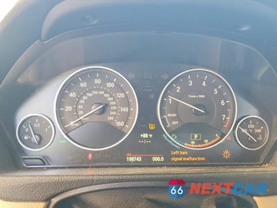 Zdjęcie 9 z 12 samochodu: 2013 BMW 328 I SULEV VIN:WBA3C1C52DF442859 - miniatura