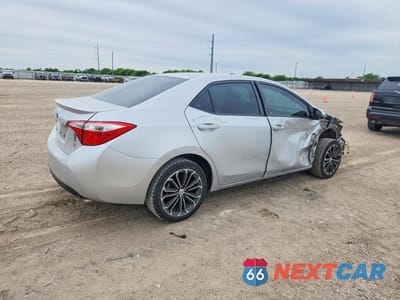 Trzecie zdjęcie samochodu z tyłu: 2016 TOYOTA COROLLA S PLUS VIN:5YFBURHE1GP555332 - miniatura