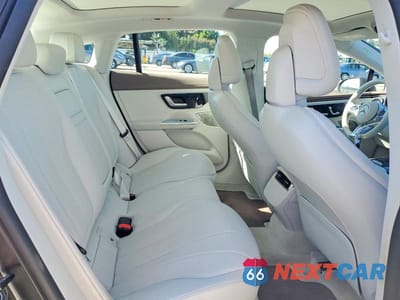 Zdjęcie 10 z 12 samochodu: 2023 MERCEDES-BENZ EQE SEDAN 350 4MATIC VIN:W1KEG1CB8PF037959 - miniatura