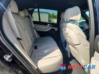 Zdjęcie 10 z 12 samochodu: 2021 BMW X5 M50I VIN:5UXJU4C05M9H54025 - miniatura