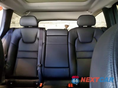 Zdjęcie 10 z 14 samochodu: 2021 VOLVO V60 CROSS COUNTRY T5 MOMENTUM VIN:YV4102WKXM1071597 - miniatura