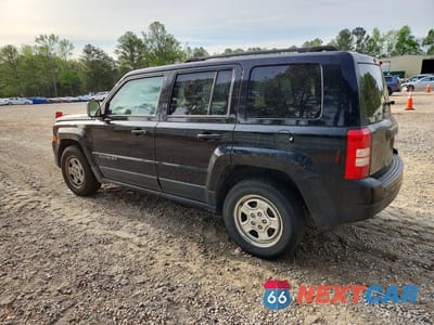 Drugie zdjęcie samochodu z przodu: 2013 JEEP PATRIOT SPORT VIN:1C4NJPBA7DD139266 - miniatura