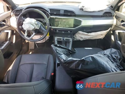 Zdjęcie 8 z 13 samochodu: 2025 AUDI Q3 PREMIUM S LINE 45 VIN:WA1DECF30S1001355 - miniatura