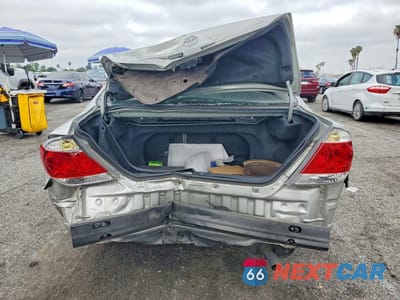 Zdjęcie 6 z 11 samochodu: 2006 TOYOTA CAMRY LE VIN:4T1BE30K06U123968 - miniatura