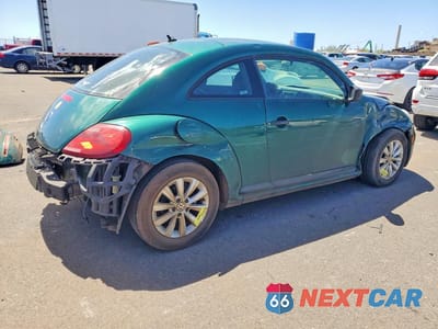 Trzecie zdjęcie samochodu z tyłu: 2017 VOLKSWAGEN BEETLE 1.8T VIN:3VWF17AT7HM618625 - miniatura