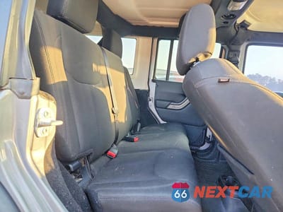 Zdjęcie 11 z 13 samochodu: 2015 JEEP WRANGLER UNLIMITED SPORT VIN:1C4HJWDG4FL528657 - miniatura