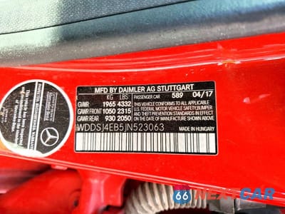 Zdjęcie 12 z 12 samochodu: 2018 MERCEDES-BENZ CLA 250 VIN:WDDSJ4EB5JN523063 - miniatura