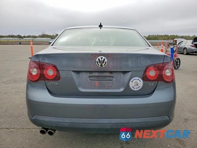 Zdjęcie 6 z 11 samochodu: 2010 VOLKSWAGEN JETTA SE VIN:3VWRZ7AJ5AM035092 - miniatura