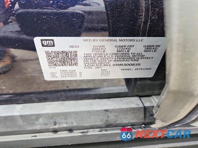 Zdjęcie 13 z 13 samochodu: 2024 GMC YUKON XL DENALI VIN:1GKS2JKL8RR300835 - miniatura