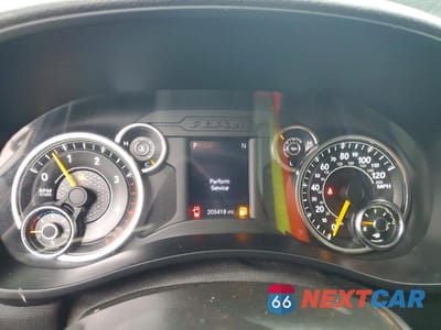 Zdjęcie 9 z 12 samochodu: 2020 RAM 2500 TRADESMAN VIN:3C6UR5HL6LG240308 - miniatura